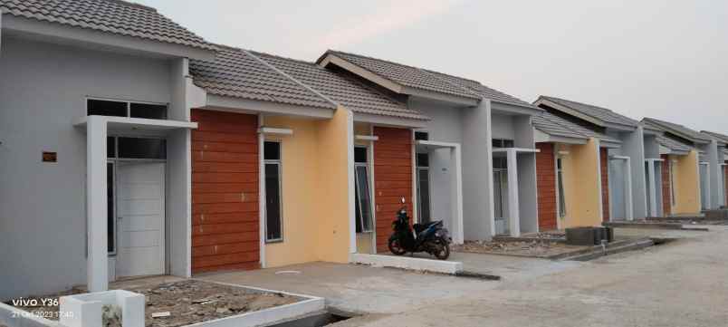 dijual rumah jl raya cikarang sukatani