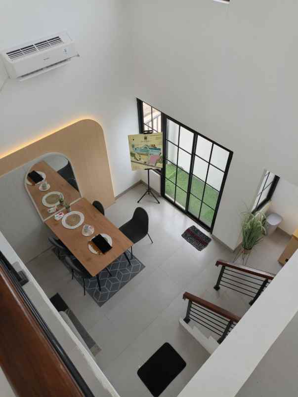 dijual rumah jl raya narogong limus nunggal