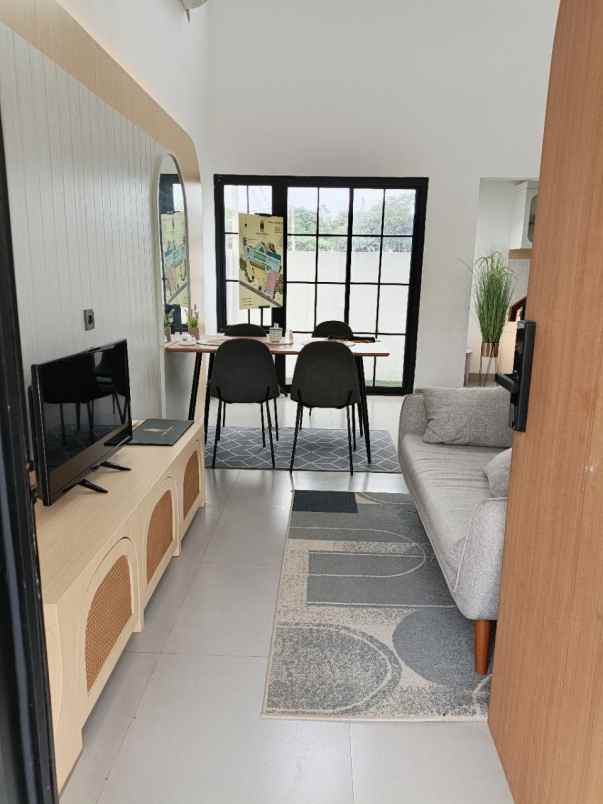 dijual rumah jl raya narogong limus nunggal