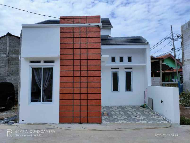 dijual rumah jl sawi