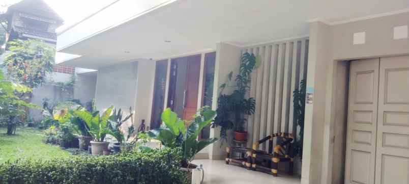 dijual rumah jl selang no 16 18 dan 20