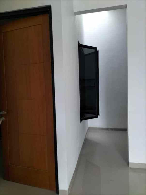 dijual rumah jl smp negeri 3 gn sindur