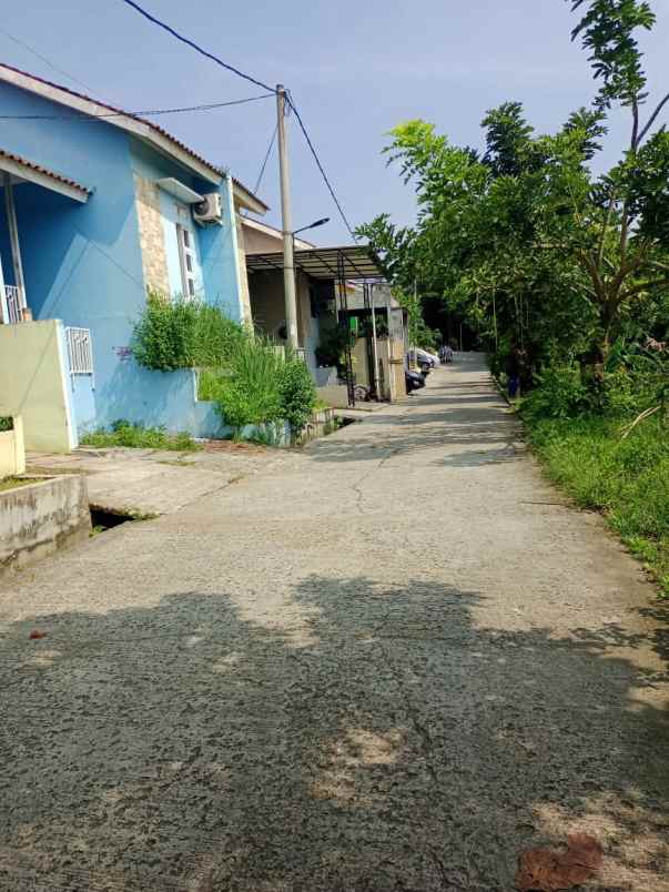 dijual rumah jl sukahati cibinong bogor