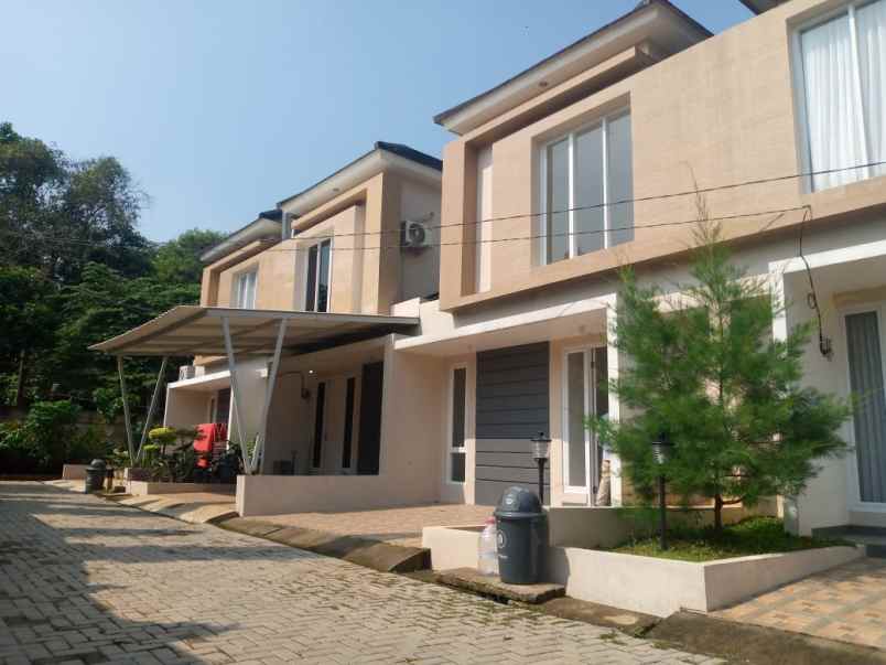 dijual rumah jln bawang raya cimuning