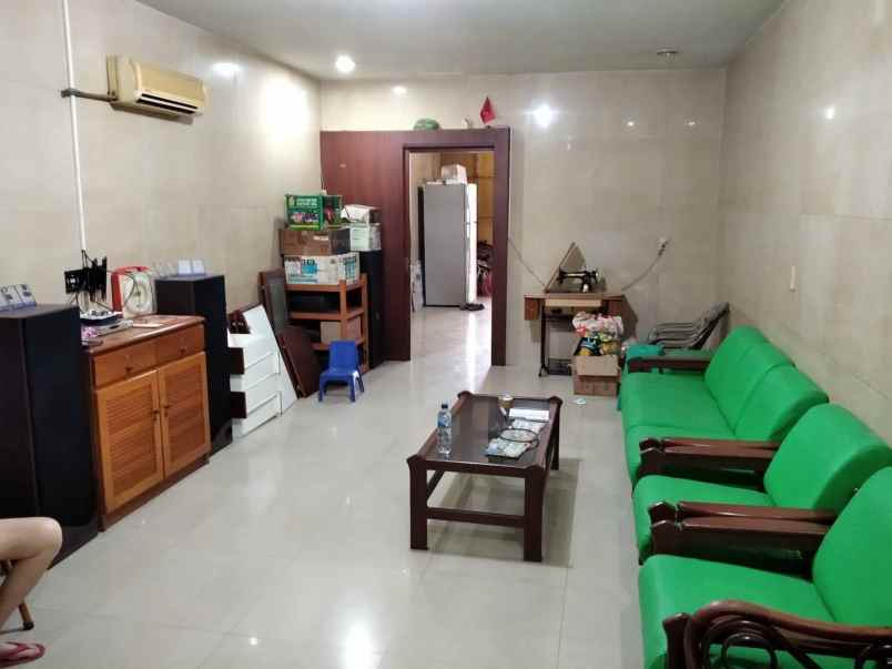 dijual rumah jln beo daerah madong lubis medan