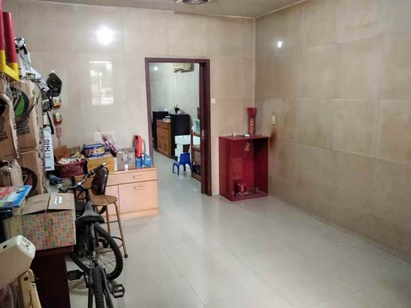 dijual rumah jln beo daerah madong lubis medan