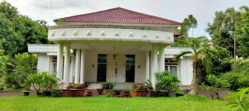 dijual rumah jln margasatwa raya