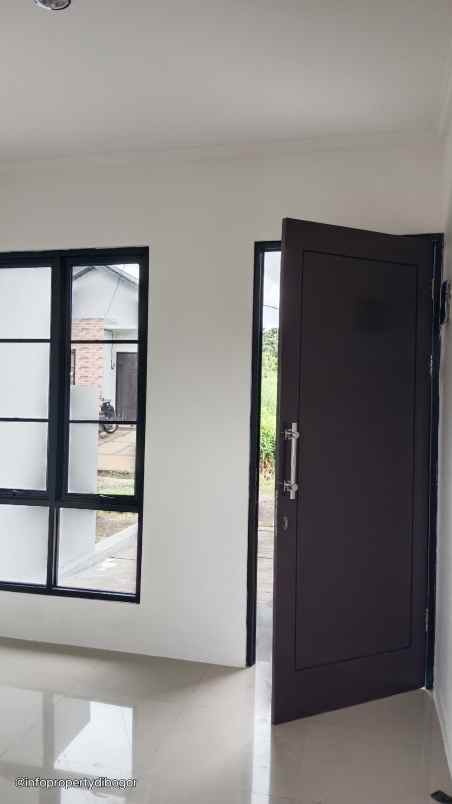 dijual rumah jln raya ciomas bogor