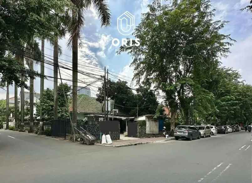 dijual rumah jln raya pejompongan