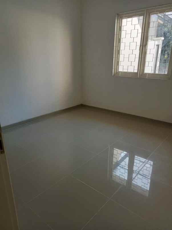 dijual rumah kalibokor selatan surabaya