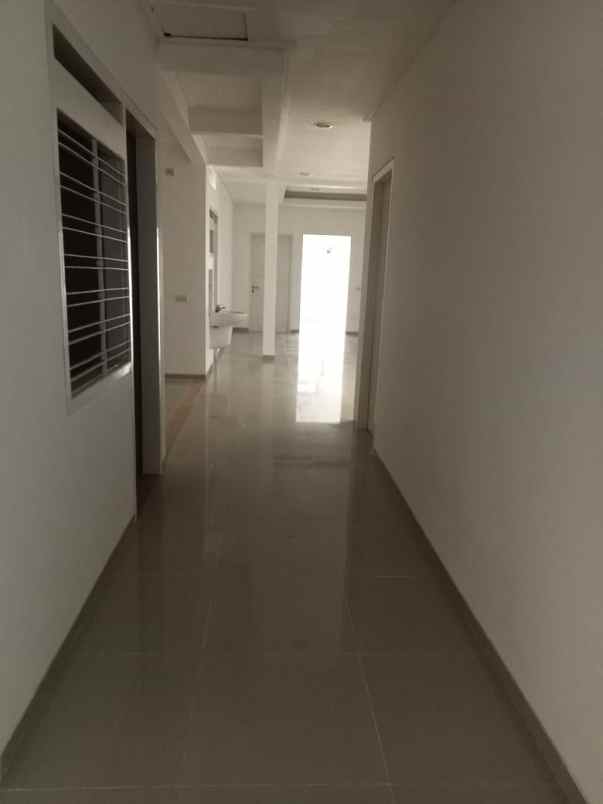 dijual rumah kalibokor selatan surabaya