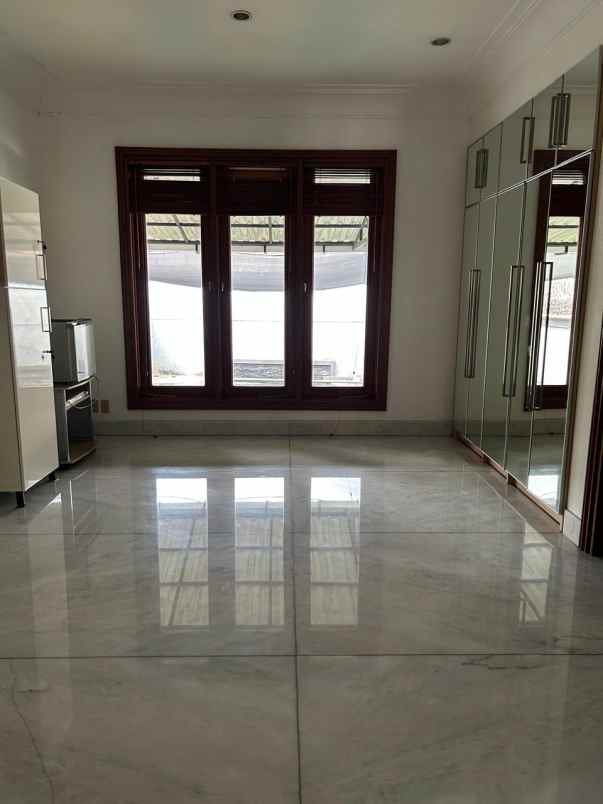 dijual rumah kayu putih pulo gadung