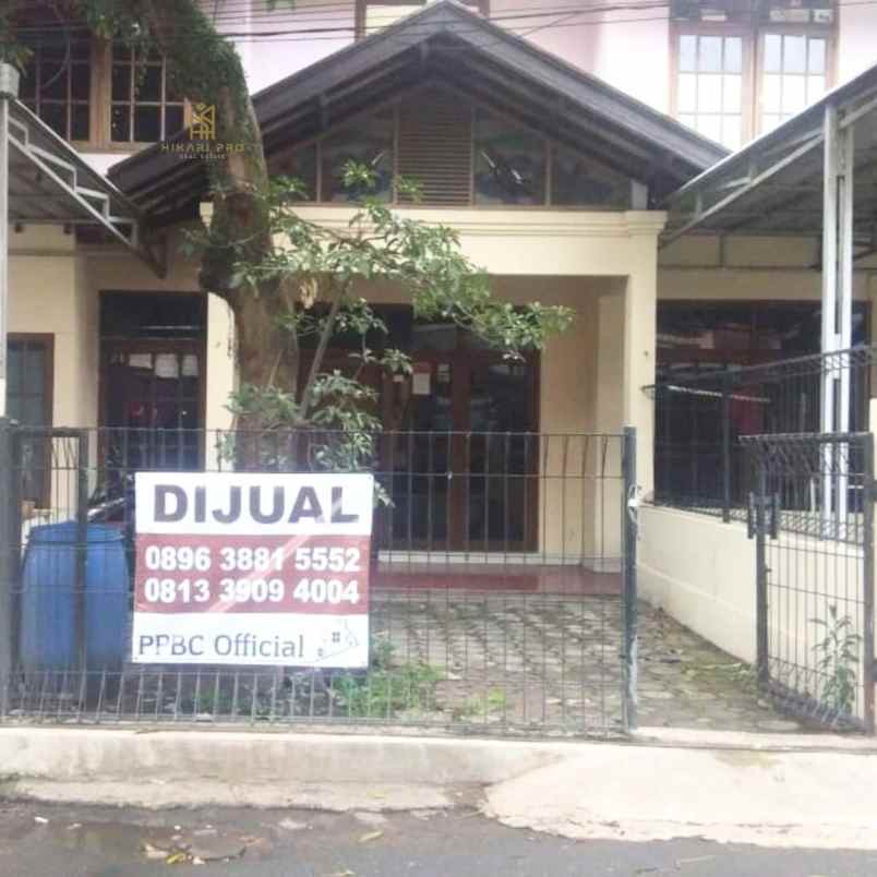 dijual rumah kel gegerkalong kec