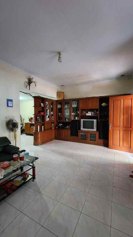 dijual rumah kelapa gading