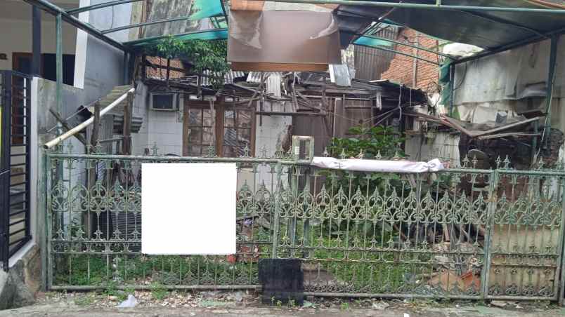 dijual rumah kelapa molek kelapa gading