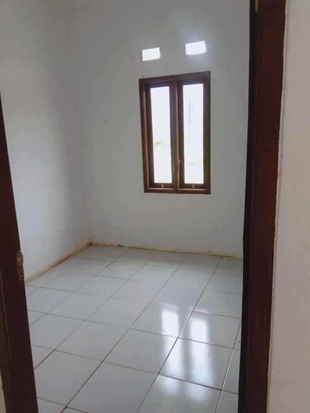 dijual rumah kemang bogor