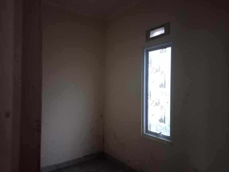 dijual rumah kemang bogor