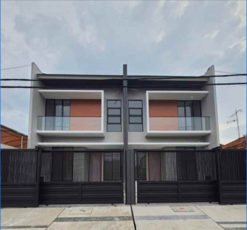 dijual rumah kertajaya indah