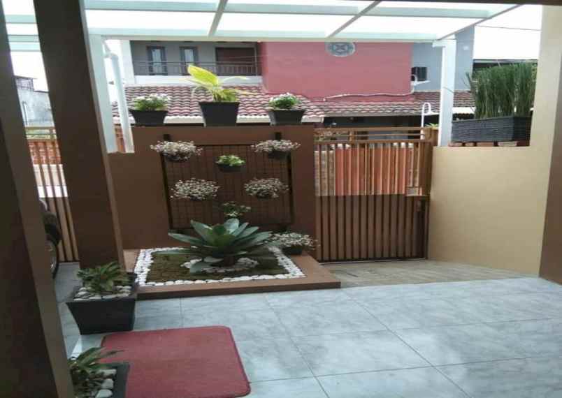 dijual rumah komp taman cibaduyut bandung