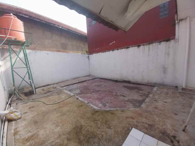 dijual rumah komplek bumi panyawangan