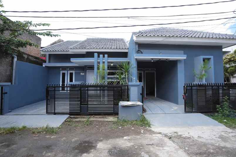 dijual rumah komplek griya bandung asri