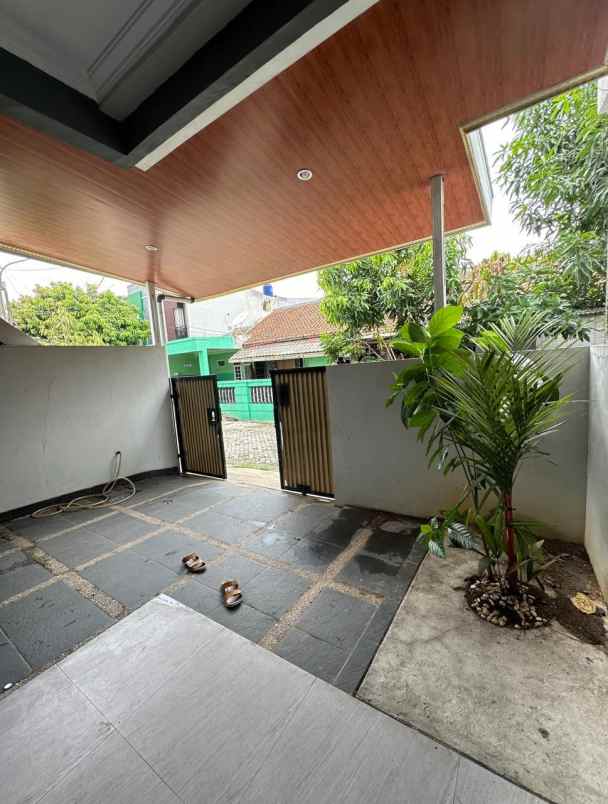 dijual rumah komplek pepabri