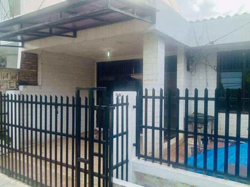 dijual rumah komplek ptb duren sawit