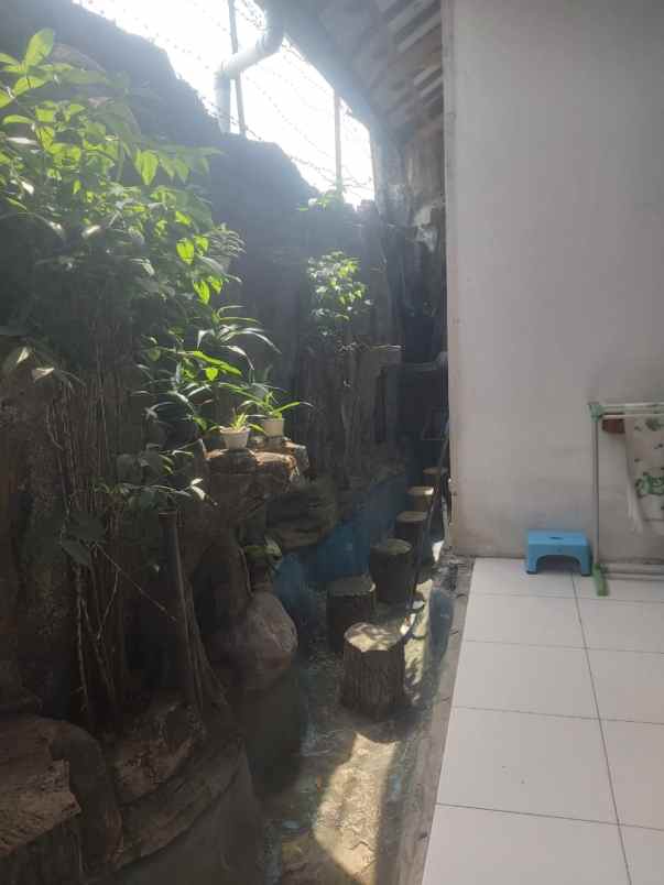 dijual rumah komplek taman melati