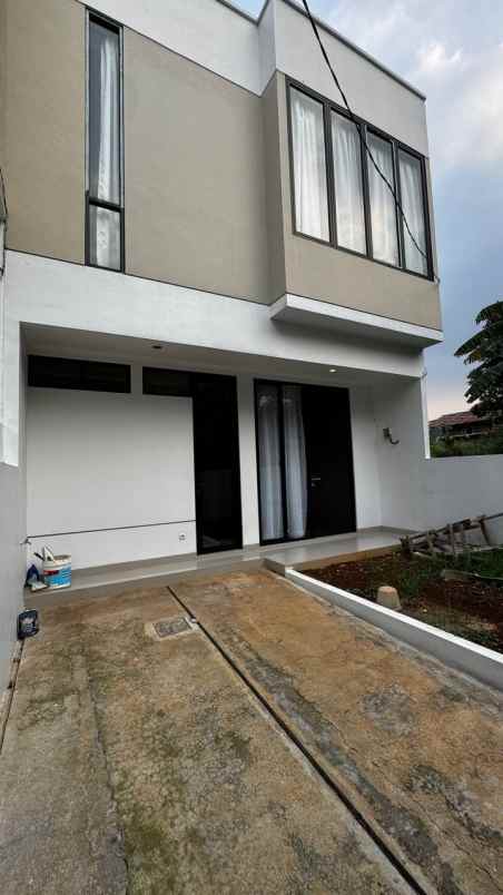 dijual rumah komplek vila dago pamulang