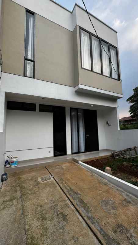 dijual rumah komplek vila dago pamulang