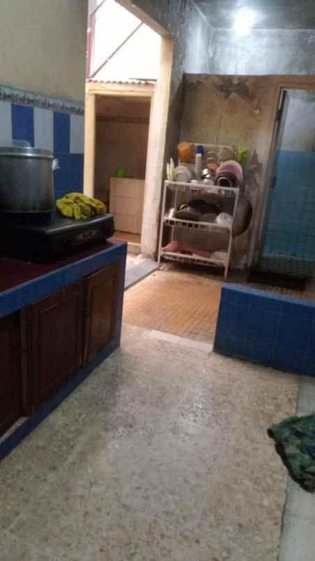 dijual rumah kost aktif dekat kampus ubaya