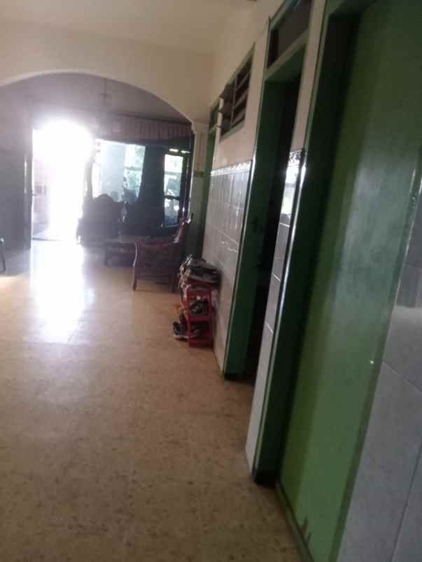 dijual rumah kost aktif dekat kampus ubaya