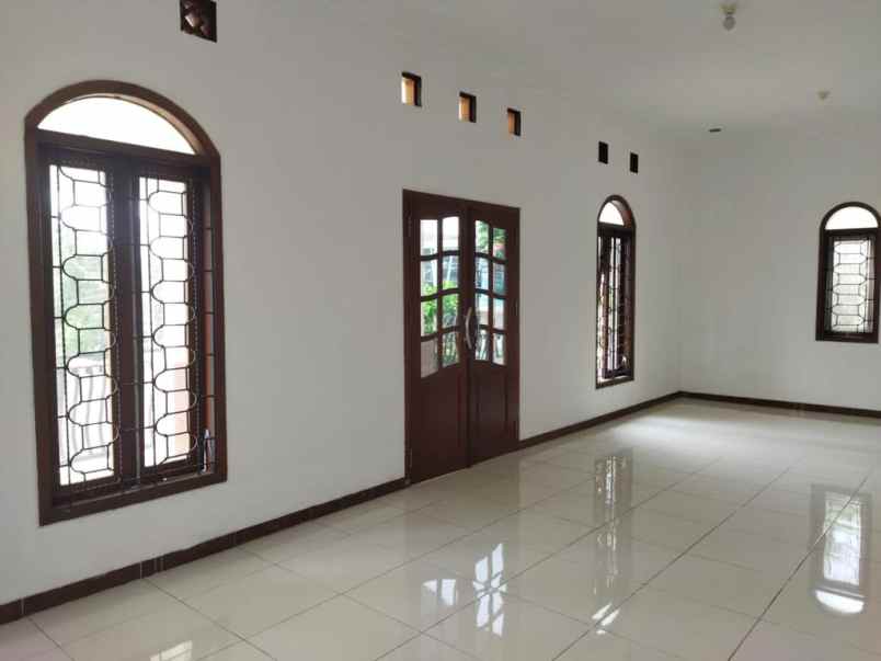 dijual rumah kota batu jawa timur