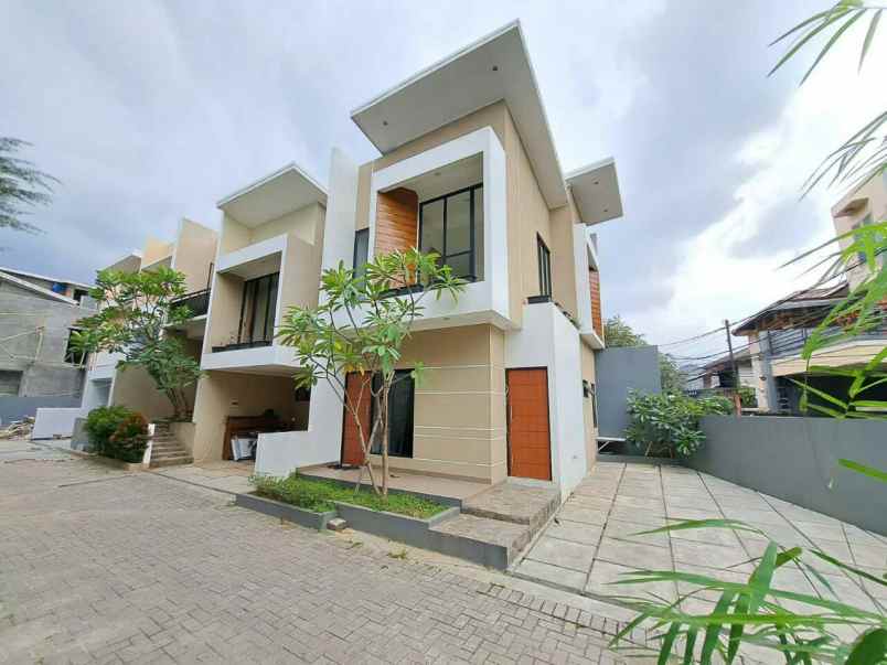 dijual rumah kramat jati