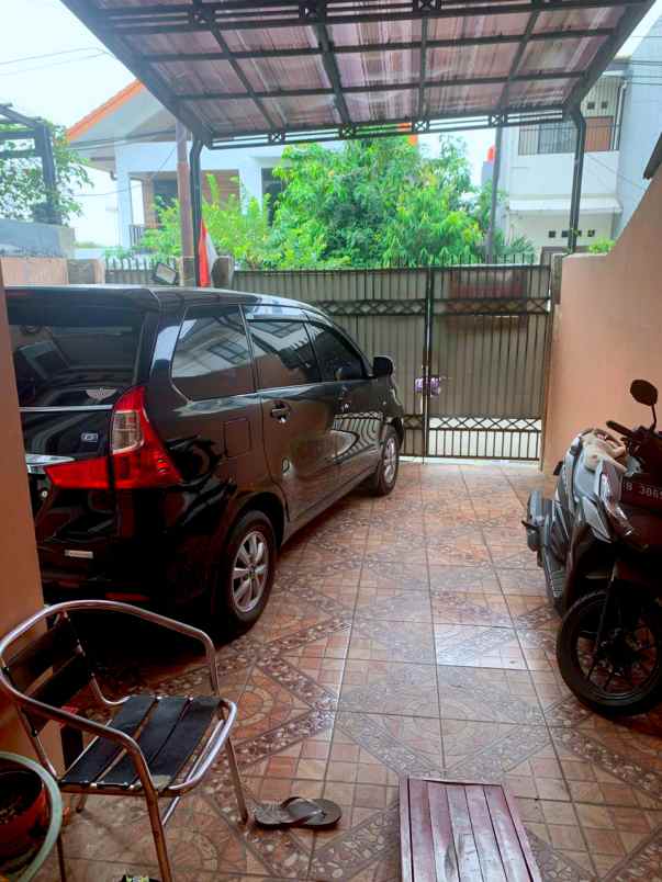 dijual rumah kramat jati