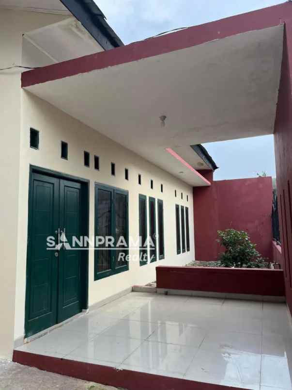 dijual rumah kukusan