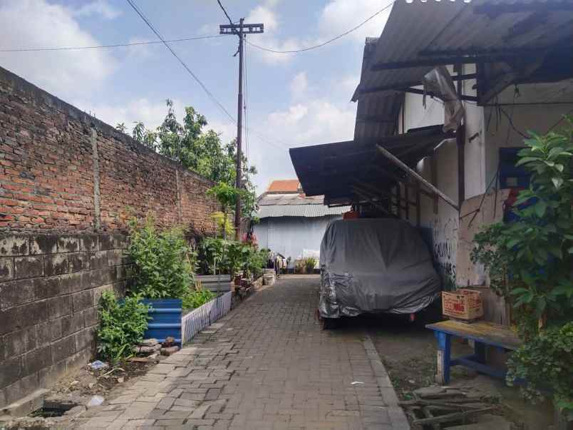 dijual rumah kutisari