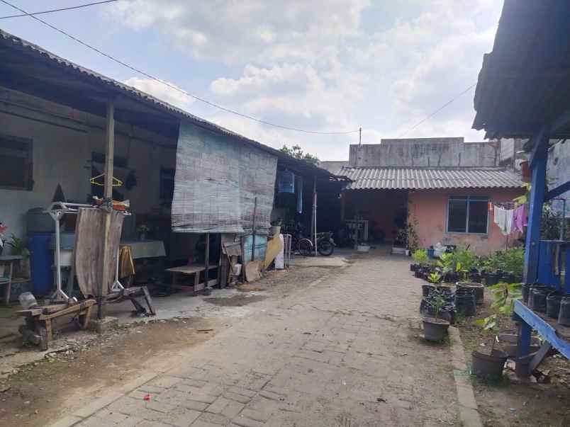 dijual rumah kutisari