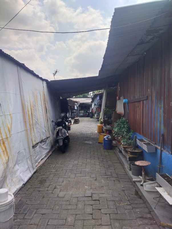 dijual rumah kutisari