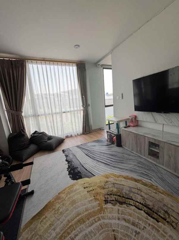 dijual rumah lavia living citra garden