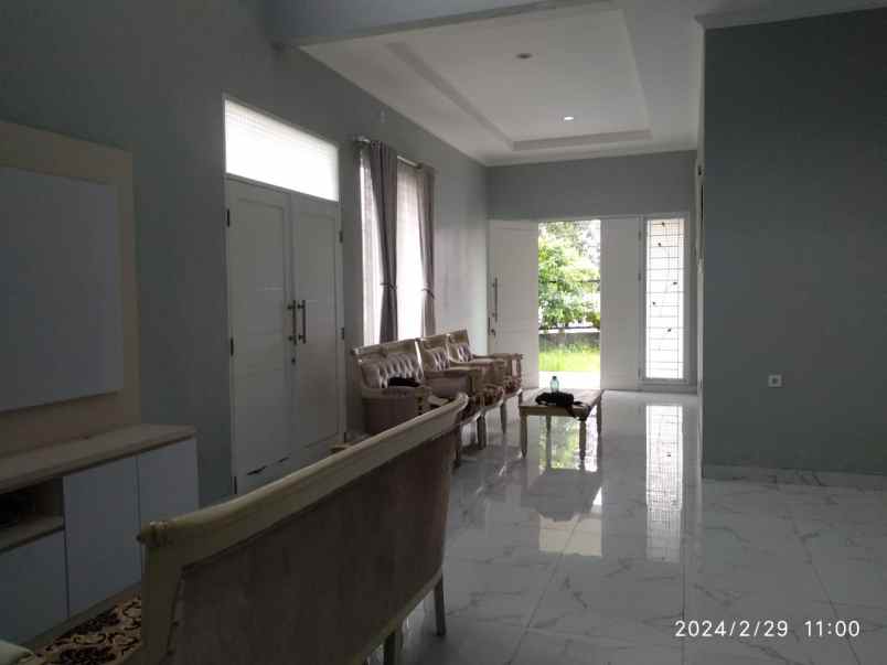 dijual rumah lebak bulus cilandak