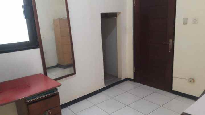 dijual rumah lebak timur asri