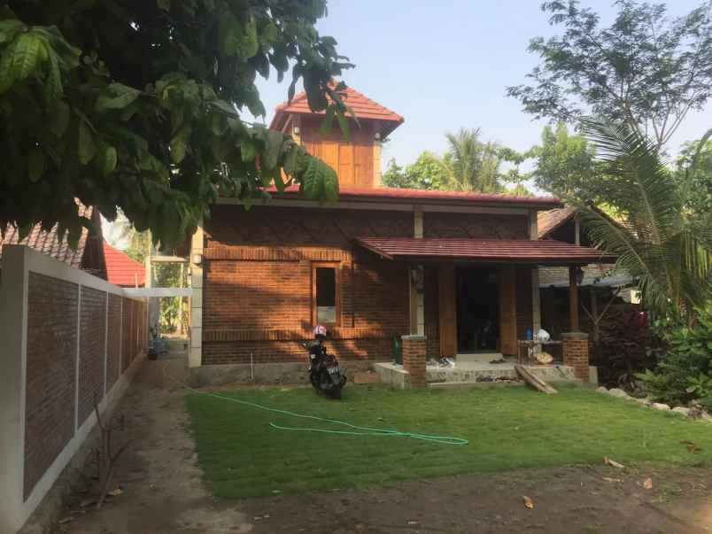 dijual rumah london di jogja