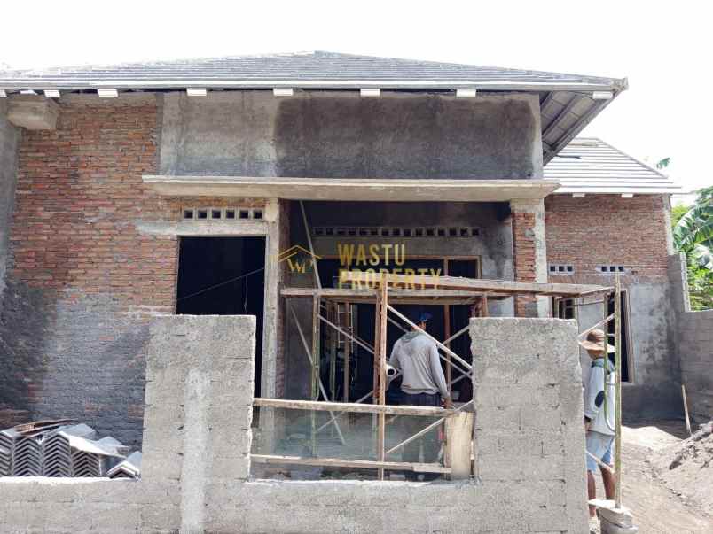 dijual rumah madurejo