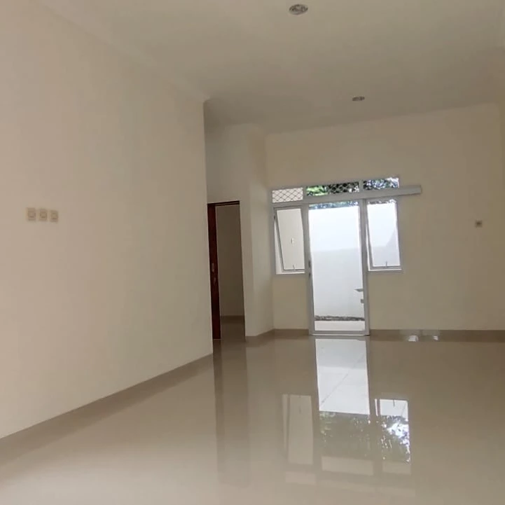 dijual rumah mangku aspal