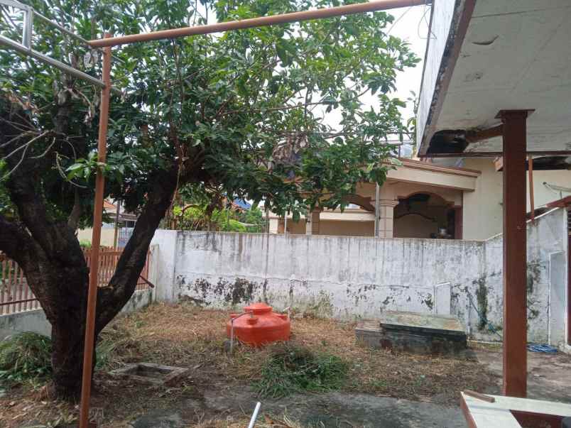 dijual rumah manyar airdas