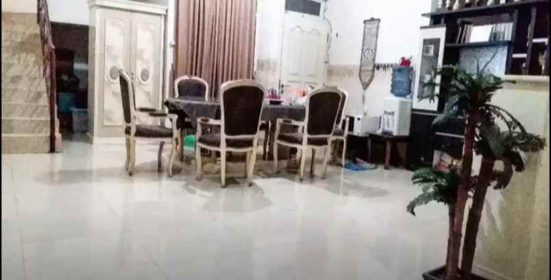 dijual rumah manyar indah surabaya