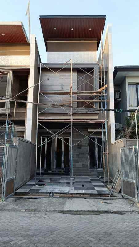 dijual rumah manyar jaya