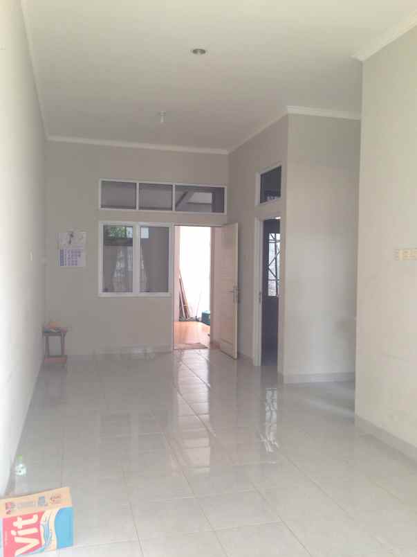 dijual rumah mean residence jl karyawan