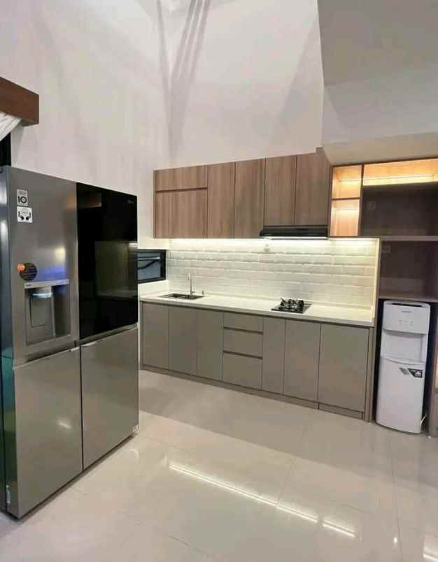 dijual rumah metland menteng cakung